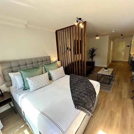 Newlands Peak Apartments ケープタウン エクステリア 写真