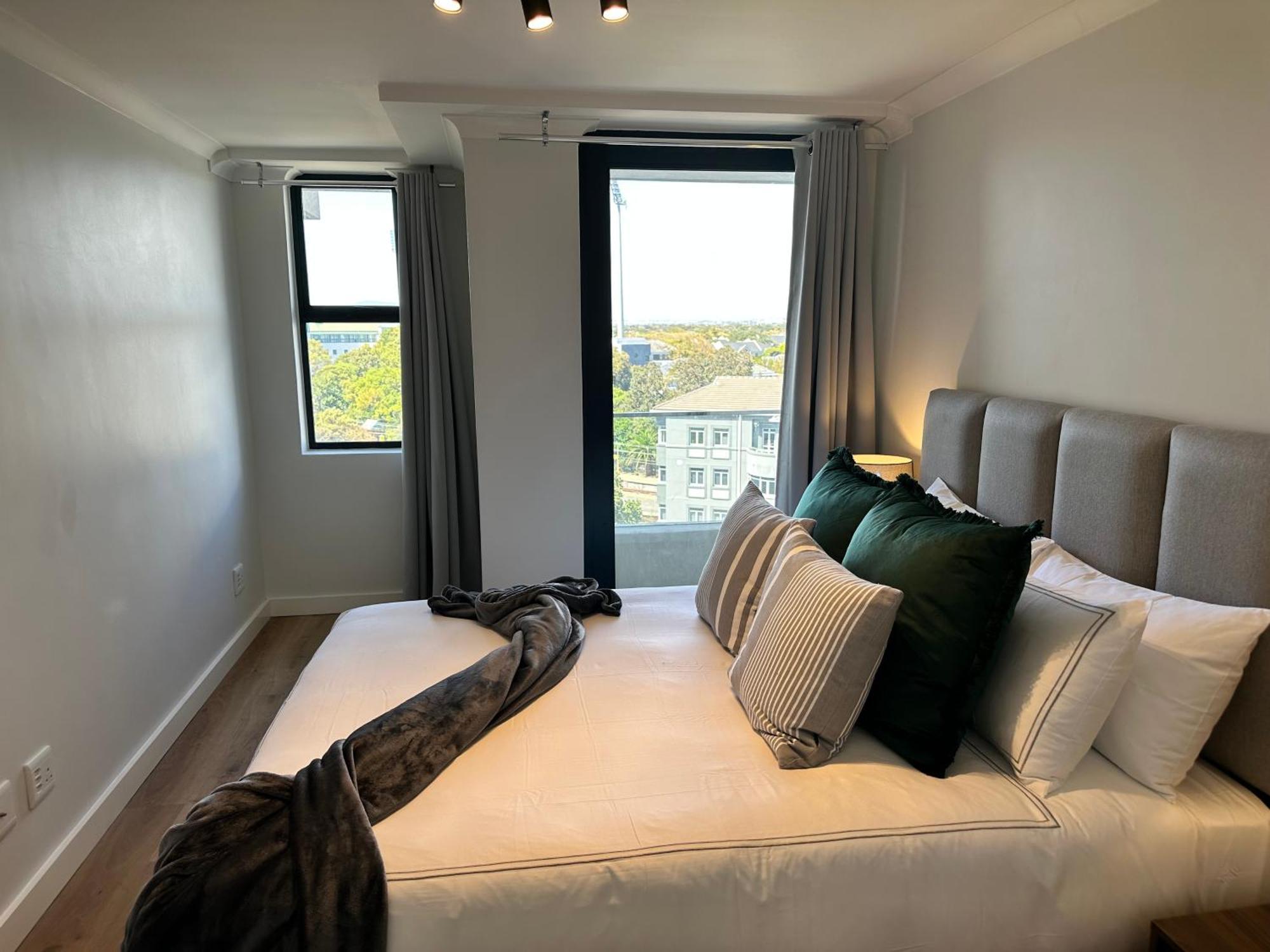 Newlands Peak Apartments ケープタウン エクステリア 写真