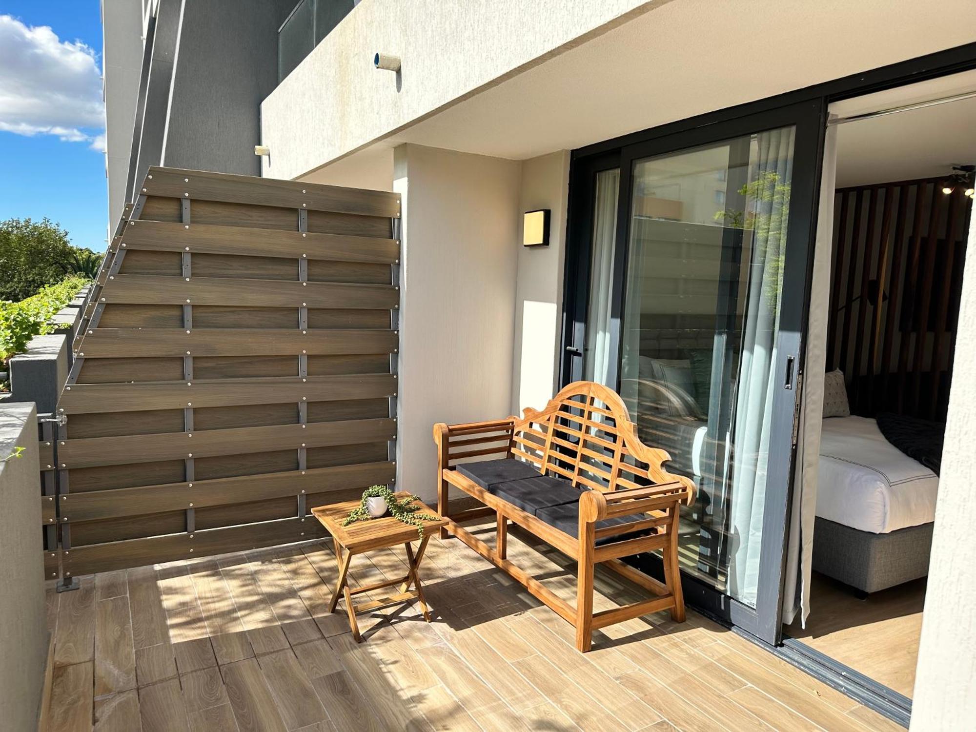 Newlands Peak Apartments ケープタウン エクステリア 写真