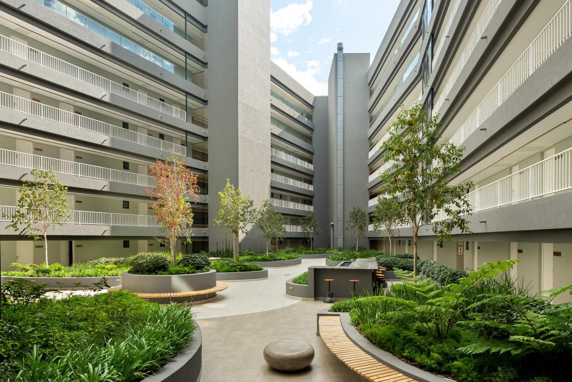 Newlands Peak Apartments ケープタウン エクステリア 写真
